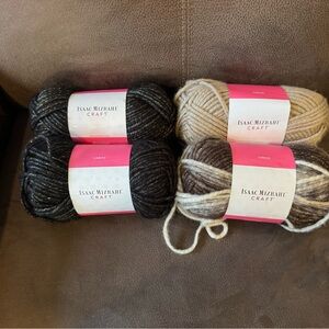Isaac Mizrahi Craft Yarn Set